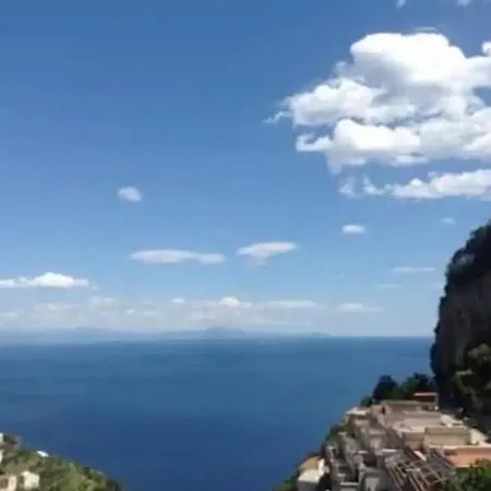 La Di Enzo Con Vista Mare アパート *
